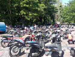 Bupati Halsel Tarik Ratusan Kendaraan Dinas