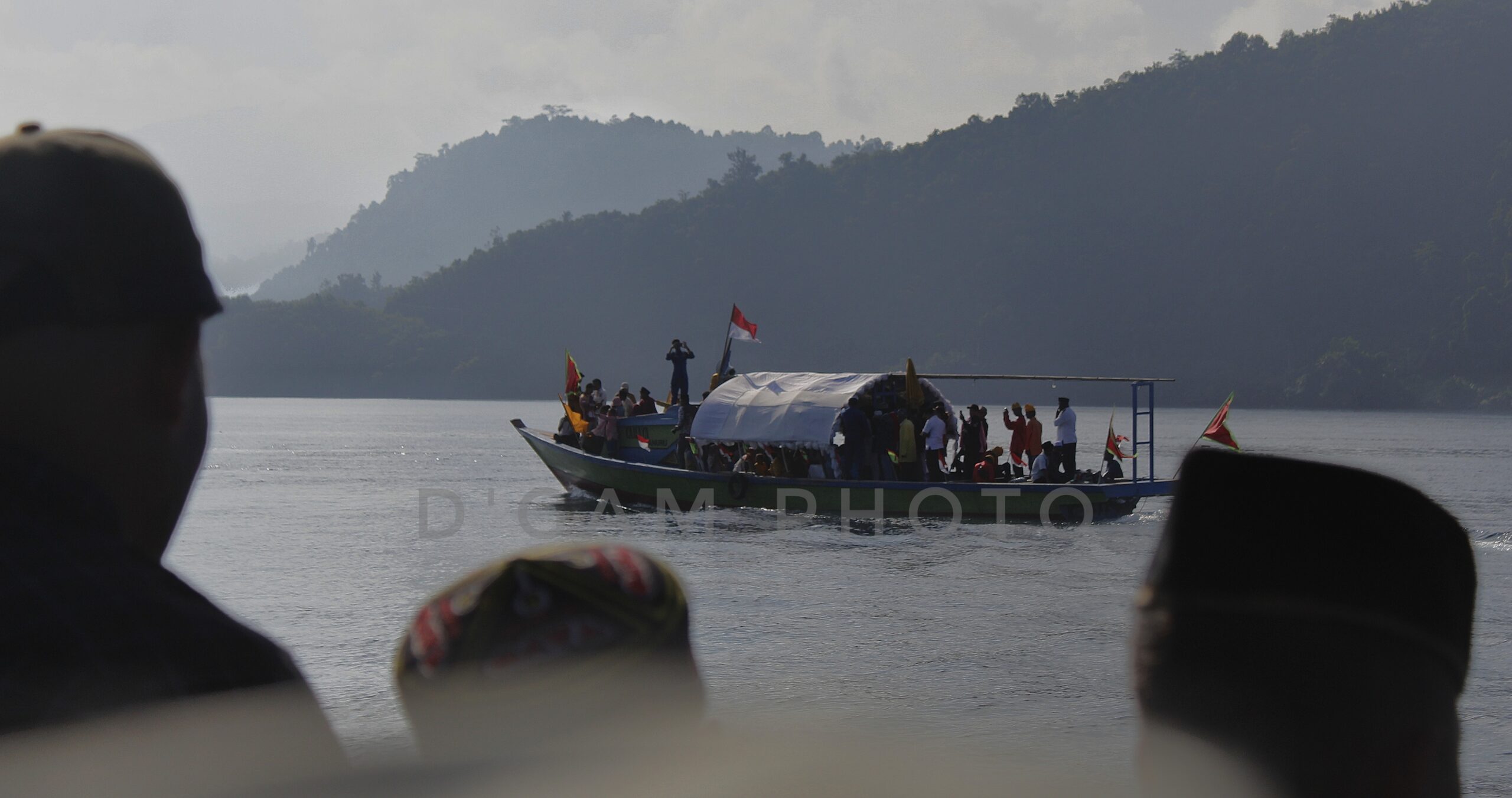 Oti Kora Kora mengelilingi Pulau Babua, Dok : Istimewah